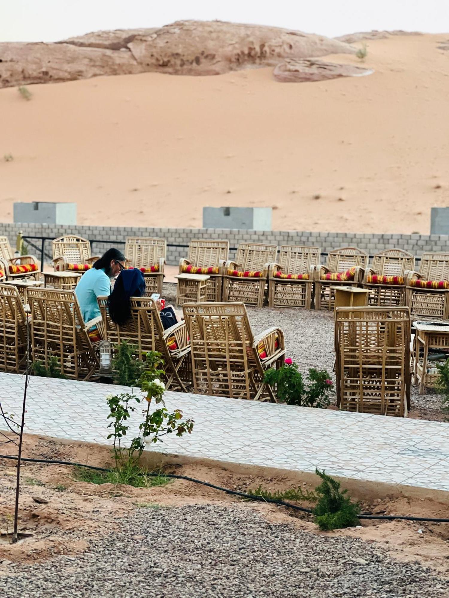 Moon Magic Valley Apartment วาดิรัม ภายนอก รูปภาพ